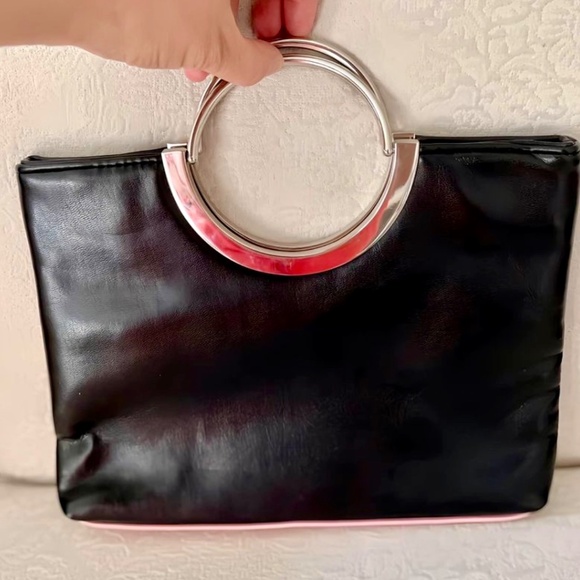 Patterned Purse - Picture 4 of 4